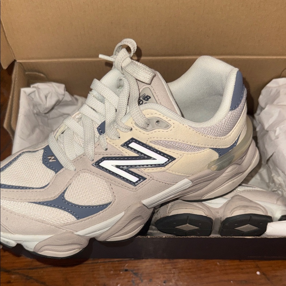 New Balance Kids Sneakers - Cream and Blue